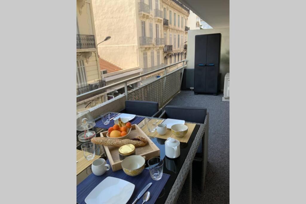 Cannes Plein Centre - 3 Min Croisette Et Plages Apartment Exterior photo